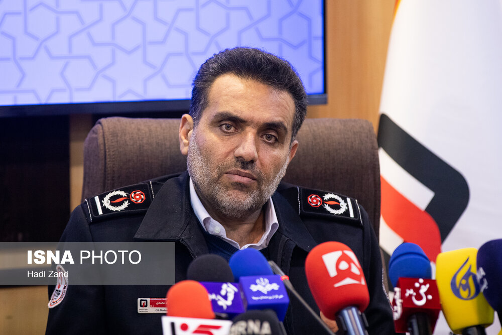 خودرو | تهران نوسازی بافت بازار تهران یک نیاز فرهنگی است/ در تولیدات جدید در خودروها باید خاموشکننده قرار بگیرد